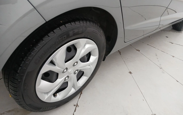 imagem-https://www.socarrao.com.br/sc-vehicle-images-prod/4360131/1792039503846-2_041547.jpg