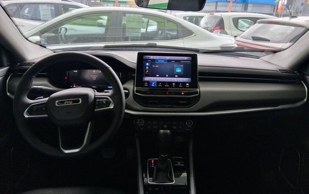 imagem-https://www.socarrao.com.br/sc-vehicle-images-prod/4361238/1792043299367-1_024806.jpg