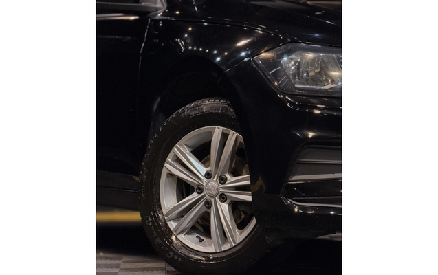 imagem-https://www.socarrao.com.br/sc-vehicle-images-prod/4361560/1792064073173-2_103752.jpg