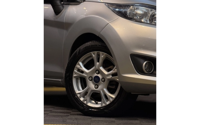 imagem-https://www.socarrao.com.br/sc-vehicle-images-prod/4361562/1792064359804-1_103236.jpg