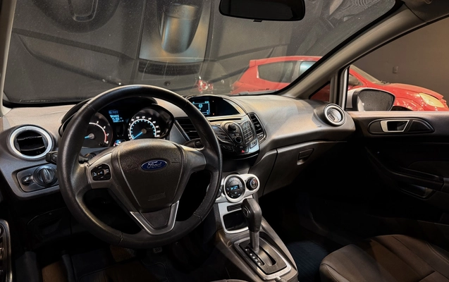 imagem-https://www.socarrao.com.br/sc-vehicle-images-prod/4361562/1792064359818-1_103241.jpg