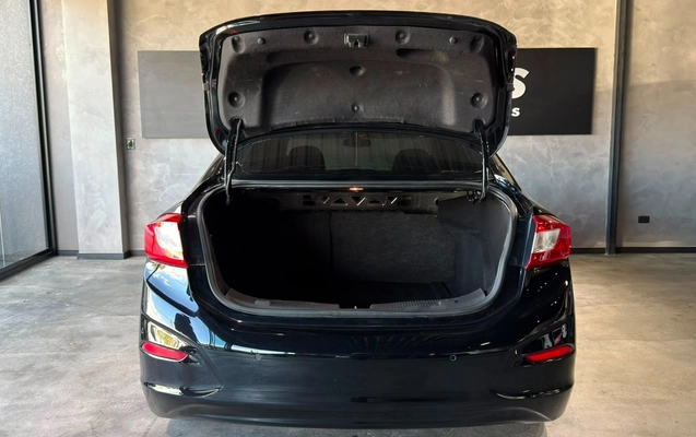 imagem-https://www.socarrao.com.br/sc-vehicle-images-prod/4361567/1792064562627-98d1bce3-816e-4121-a882-6dcf7da03fe2.jpg