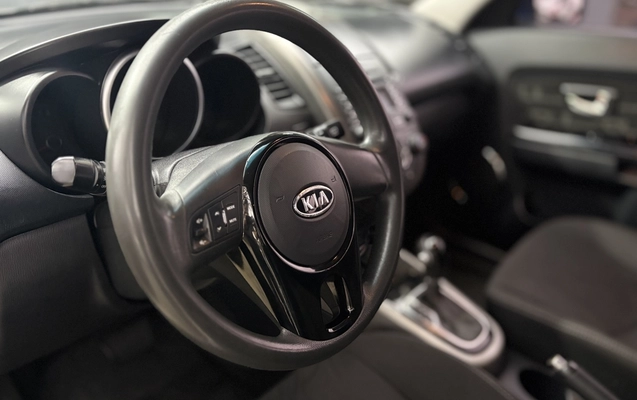 imagem-https://www.socarrao.com.br/sc-vehicle-images-prod/4361569/1792064778725-1_083256.jpg