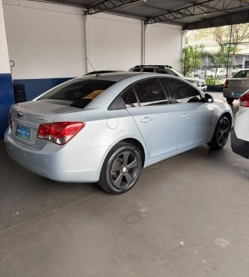 imagem-https://www.socarrao.com.br/sc-vehicle-images-prod/4361577/1792065518427-640_480_chevrolet-cruze-lt-1-8-16v-ecotec-flex-12-12-d135ea-3.jpg