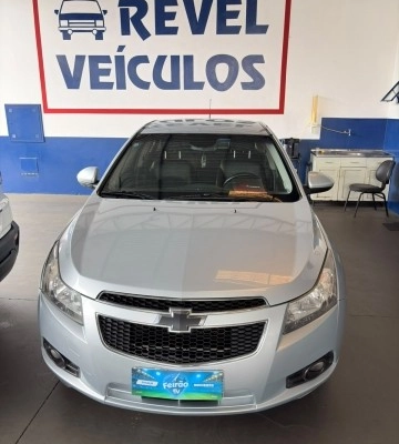 imagem-https://www.socarrao.com.br/sc-vehicle-images-prod/4361577/1792065518428-640_480_chevrolet-cruze-lt-1-8-16v-ecotec-flex-12-12-d135ea-4.jpg