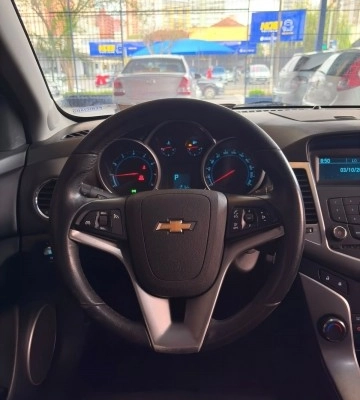 imagem-https://www.socarrao.com.br/sc-vehicle-images-prod/4361577/1792065518433-640_480_chevrolet-cruze-lt-1-8-16v-ecotec-flex-12-12-d135ea-9.jpg