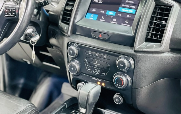 imagem-https://www.socarrao.com.br/sc-vehicle-images-prod/4361578/1792417002381-003_279dd0df505dde0c91c52798eb8f8f6d.jpg