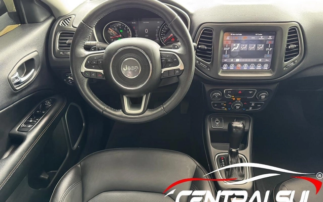 imagem-https://www.socarrao.com.br/sc-vehicle-images-prod/4361582/1792065668913-a1f0485b77cb435bb191696caa2f87a2_1792065575643.jpg