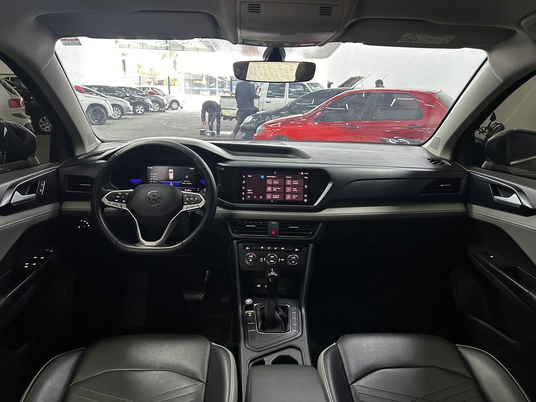 imagem-https://www.socarrao.com.br/sc-vehicle-images-prod/4361583/1792065745115-Zm90by0wNi5qcGc.jpg
