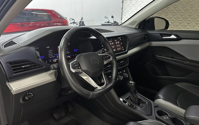 imagem-https://www.socarrao.com.br/sc-vehicle-images-prod/4361583/1792065745355-Zm90by0wOC5qcGc.jpg