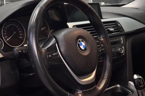 imagem-https://www.socarrao.com.br/sc-vehicle-images-prod/4361587/1792690440839-8569996_12_B_5e07db386a.jpeg