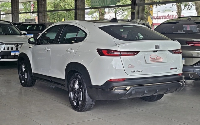 imagem-https://www.socarrao.com.br/sc-vehicle-images-prod/4361589/1792099406651-mEEtOw6ovNPpgEXolOYIi69Zs0QxT3go.jpg