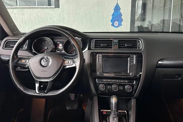 imagem-https://www.socarrao.com.br/sc-vehicle-images-prod/4361598/1792066522858-8572027_11_B_49f685c793.jpeg