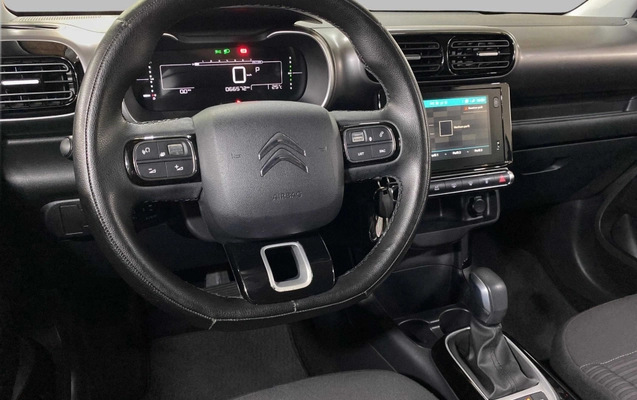 imagem-https://www.socarrao.com.br/sc-vehicle-images-prod/4361626/1792066612849-003_49e3b51783922ad47760eb8480ed134d.jpg