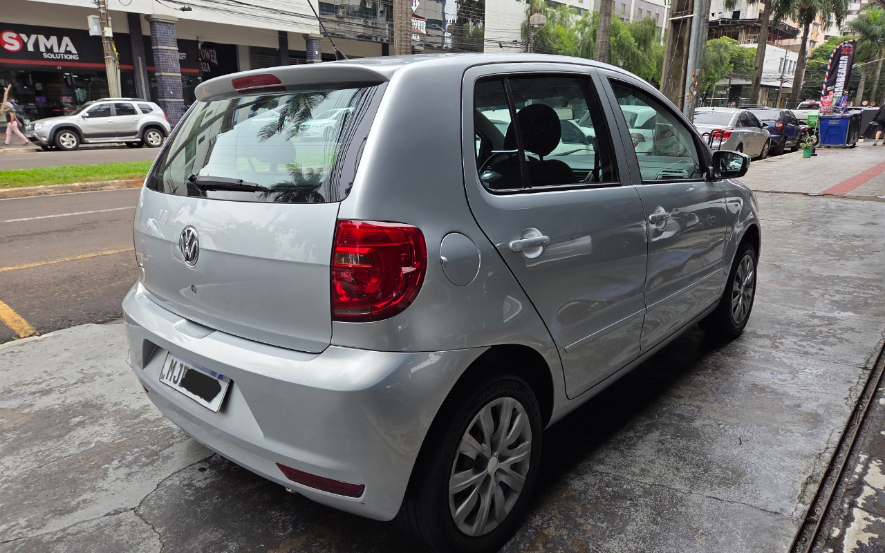 imagem-https://www.socarrao.com.br/sc-vehicle-images-prod/4361651/1792066692514-MTAwMDc2NjA0OC5qcGc.jpg