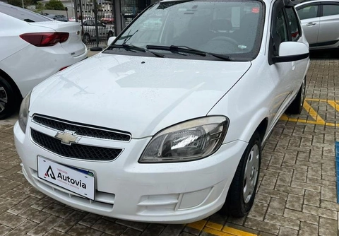 Chevrolet Celta 2015 Branco — foto 1 de 3