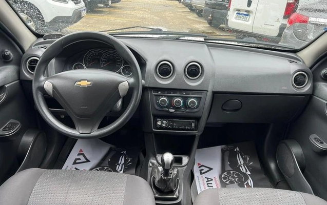 imagem-https://www.socarrao.com.br/sc-vehicle-images-prod/4361658/1792088695715-8569868_2_B_419cc70aac.jpeg