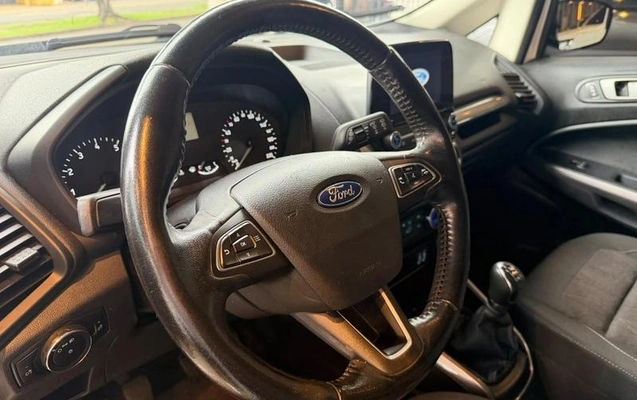 imagem-https://www.socarrao.com.br/sc-vehicle-images-prod/4361707/1792066904169-8572080_1_B_3b15ebeb1d.jpeg