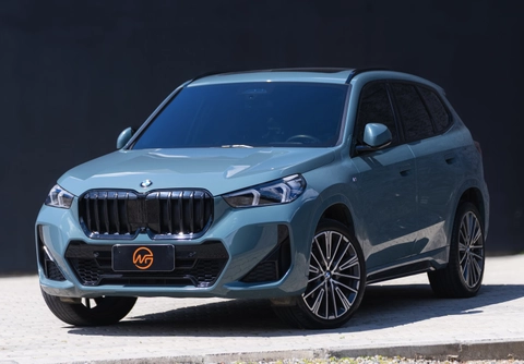 Bmw X1 2026 Verde — foto 1 de 3