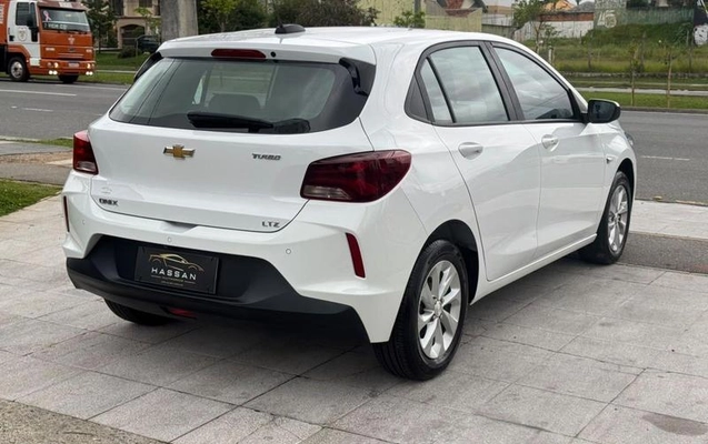 imagem-https://www.socarrao.com.br/sc-vehicle-images-prod/4361752/1792067495846-8570622_5_B_57e90196e4.jpeg