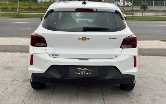 imagem-https://www.socarrao.com.br/sc-vehicle-images-prod/4361752/1792067495849-8570622_1_B_fe2d445854.jpeg