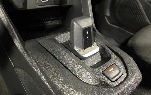 imagem-https://www.socarrao.com.br/sc-vehicle-images-prod/4361762/1792067796197-003_c9370ae3c5c773da938a0007c9360093.jpg