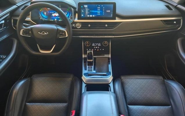 imagem-https://www.socarrao.com.br/sc-vehicle-images-prod/4361772/1792068135412-8173874_7_B_77ba7a3278.jpeg