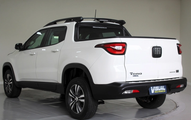 imagem-https://www.socarrao.com.br/sc-vehicle-images-prod/4361778/1792068379865-5_024501.jpg