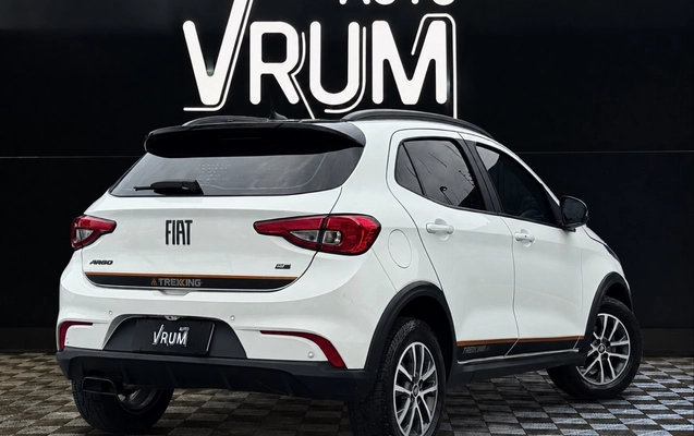 imagem-https://www.socarrao.com.br/sc-vehicle-images-prod/4361783/1792068567482-4_050800.jpg