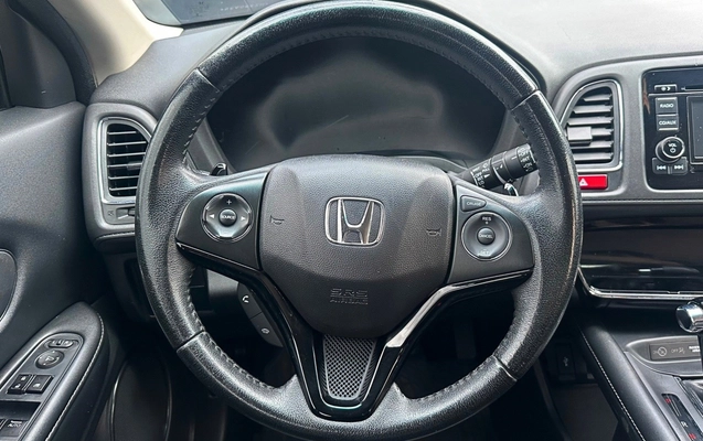 imagem-https://www.socarrao.com.br/sc-vehicle-images-prod/4361788/1792068602160-6_112048.jpg