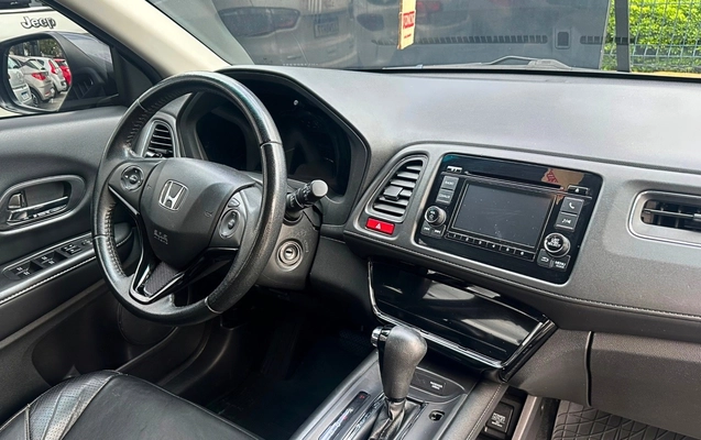 imagem-https://www.socarrao.com.br/sc-vehicle-images-prod/4361788/1792068602186-9_112048.jpg