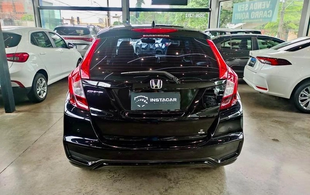 imagem-https://www.socarrao.com.br/sc-vehicle-images-prod/4361792/1792418087824-8572186_5_B_2c69fd8cc7.jpeg
