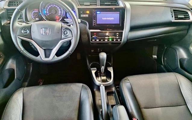imagem-https://www.socarrao.com.br/sc-vehicle-images-prod/4361792/1792418087826-8572186_6_B_c9a5e2fa5e.jpeg