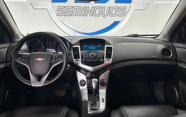 imagem-https://www.socarrao.com.br/sc-vehicle-images-prod/4361809/1792069045324-7_094659.jpg