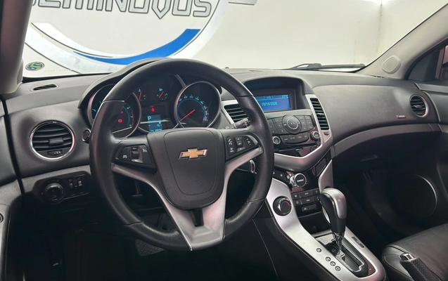 imagem-https://www.socarrao.com.br/sc-vehicle-images-prod/4361809/1792069045332-8_094659.jpg