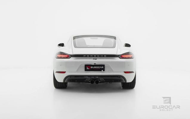 imagem-https://www.socarrao.com.br/sc-vehicle-images-prod/4361811/1792159297995-728690d9-9ad2-49e1-a637-fc247b727fdb.jpg