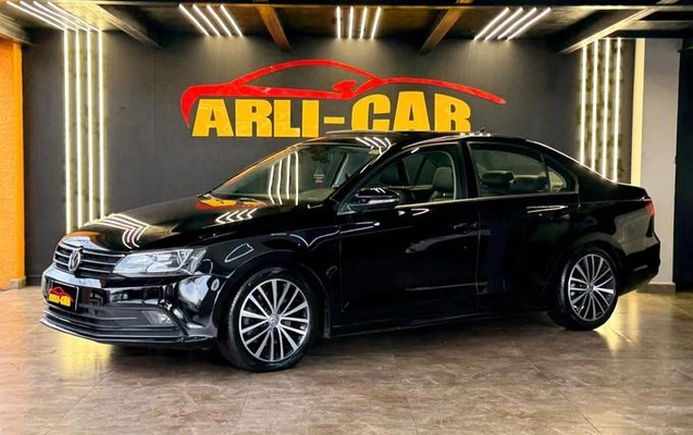 imagem-https://www.socarrao.com.br/sc-vehicle-images-prod/4361815/1792069176553-8568598_5_B_83213ac5ca.jpeg