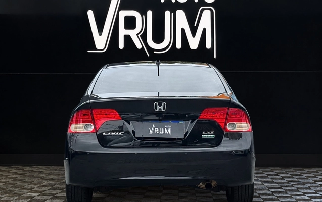 imagem-https://www.socarrao.com.br/sc-vehicle-images-prod/4361822/1792069498024-5_052333.jpg