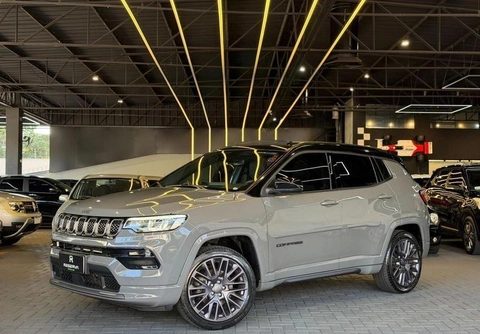 Jeep Compass 2022 Cinza — foto 1 de 3