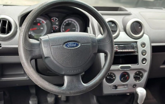 imagem-https://www.socarrao.com.br/sc-vehicle-images-prod/4361842/1792070461445-8560525_1_B_0248e89fa5.jpeg