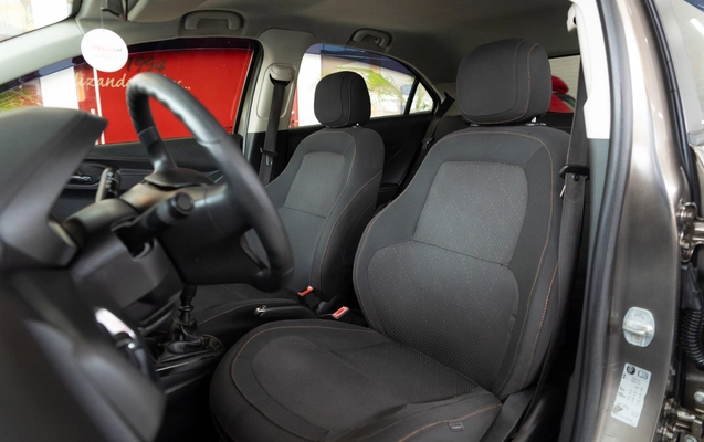 imagem-https://www.socarrao.com.br/sc-vehicle-images-prod/4361844/1792156872220-X7VYAg8iuVr5mzo400BNOvLPGRcwq9pz.jpg