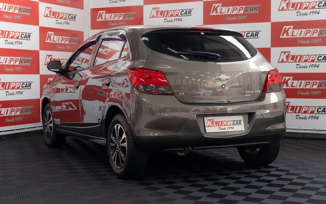 imagem-https://www.socarrao.com.br/sc-vehicle-images-prod/4361844/1792156872226-7yYy3e1ubFwTMxb8BxU88s7YvUcDuJuZ.jpg