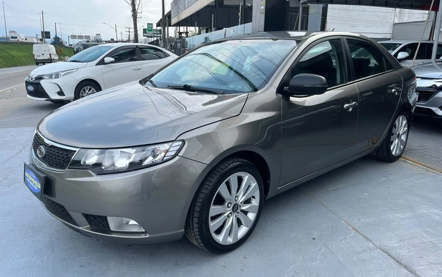 imagem-https://www.socarrao.com.br/sc-vehicle-images-prod/4361859/1792094628525-ebfcf9abc53047b7ab98603e678bf941_1792090471672.jpg