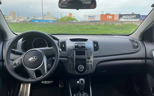 imagem-https://www.socarrao.com.br/sc-vehicle-images-prod/4361859/1792094628528-11fe9a85d150470ab14117d405a58615_1792090471682.jpg