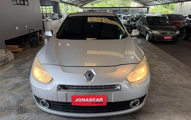 imagem-https://www.socarrao.com.br/sc-vehicle-images-prod/4361928/1792071225358-8561512_15_B_be1190f61c.jpeg