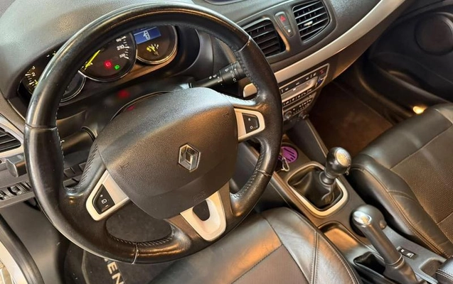 imagem-https://www.socarrao.com.br/sc-vehicle-images-prod/4361928/1792071225370-8561512_18_B_b401c9e769.jpeg