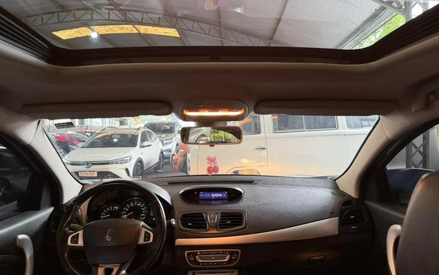 imagem-https://www.socarrao.com.br/sc-vehicle-images-prod/4361928/1792071225377-8561512_0_B_959b89c6ee.jpeg