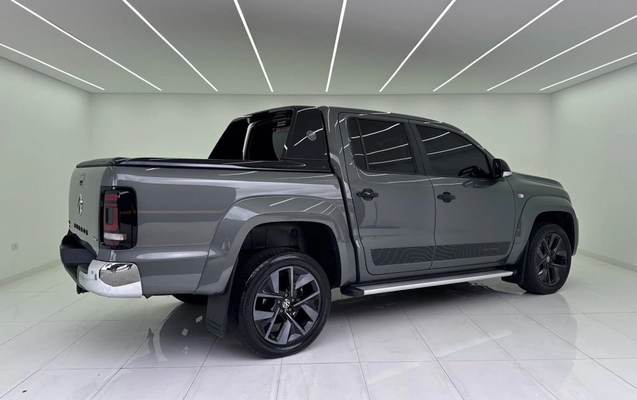 imagem-https://www.socarrao.com.br/sc-vehicle-images-prod/4361936/1792071375853-vehicle_image_1792070913_7d56f08e0ef3f3c5faad092f920e134d.jpeg