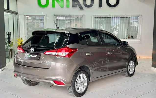imagem-https://www.socarrao.com.br/sc-vehicle-images-prod/4361944/1792071598961-003_b5a5425c92a0a421537e696042ae5430.jpg