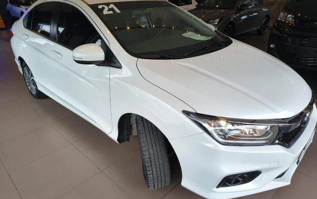 imagem-https://www.socarrao.com.br/sc-vehicle-images-prod/4361946/1792071686605-8482809_8_B_909bb99fa6.jpeg